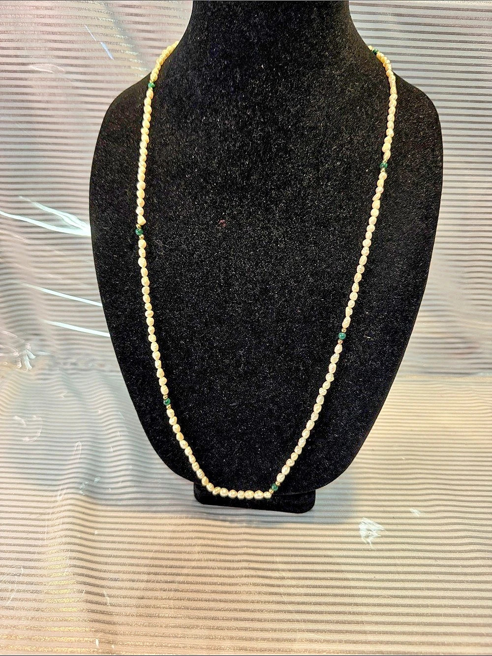 Pearl Bead Necklace in White & Green